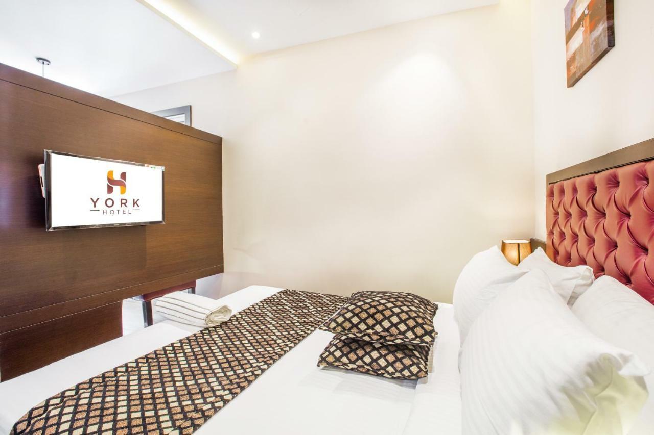 Kochi York Hotel מראה חיצוני תמונה