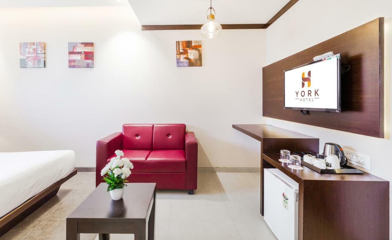 Kochi York Hotel מראה חיצוני תמונה