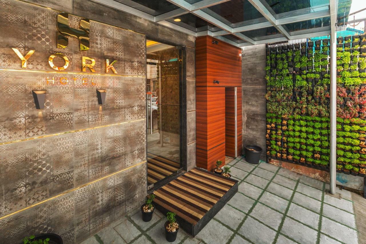 Kochi York Hotel מראה חיצוני תמונה